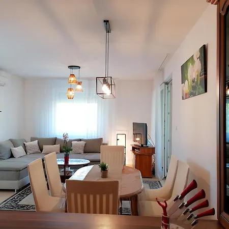 Balaton Golden Coast Apartment *